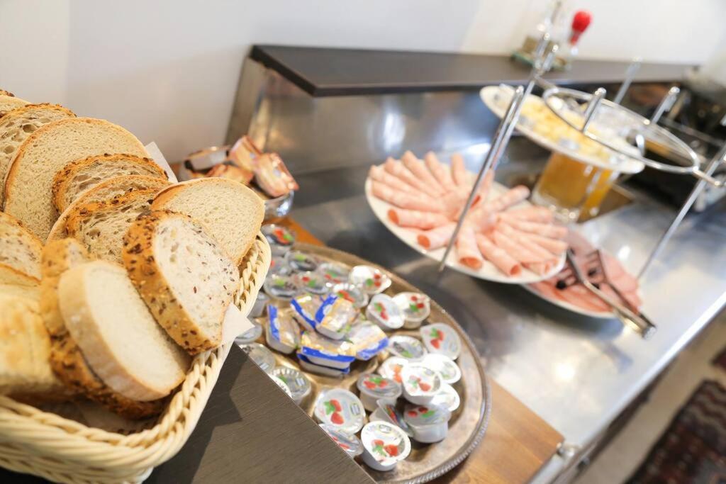 Budget Dbl Studio Free Breakfast Ljubljana Kültér fotó